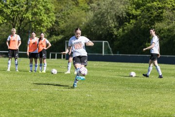 Bild 128 - wBJ SV Henstedt Ulzburg - FSG Oldendorf Itzehoe : Ergebnis: 6:3